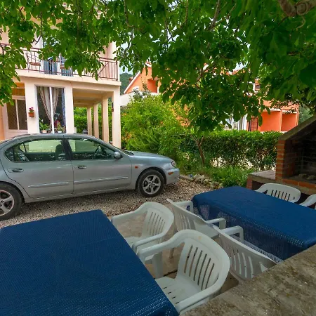 689 Banjol Apartment Exterior photo
