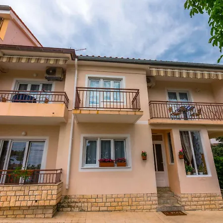 689 Banjol Apartment Exterior photo