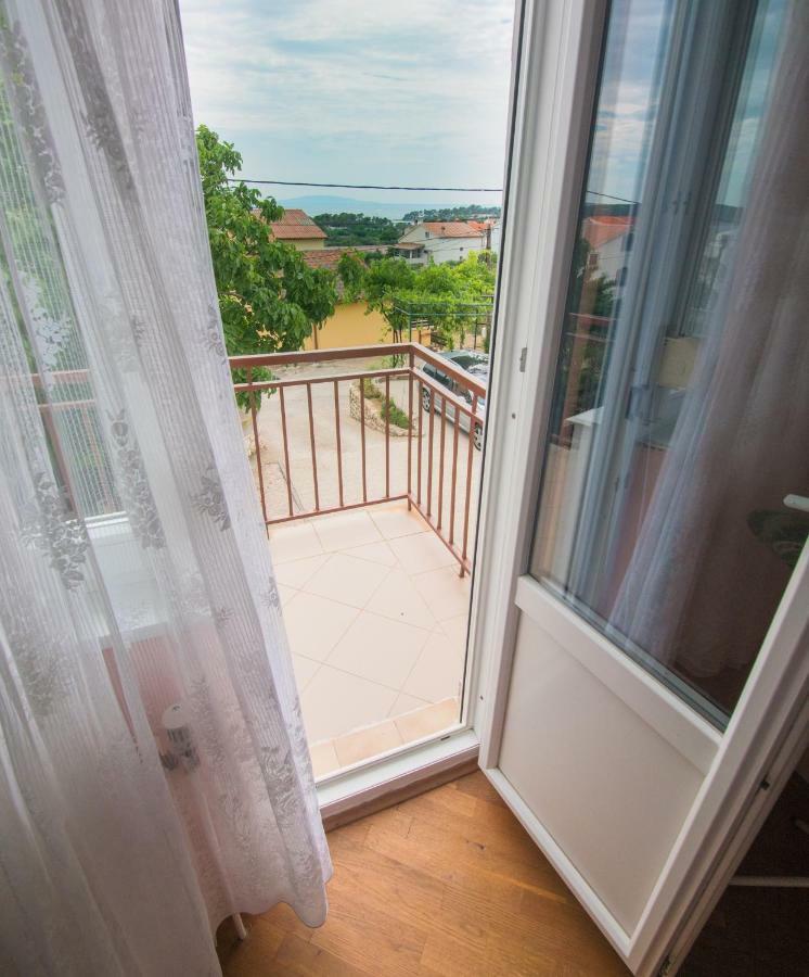 689 Apartment Banjol